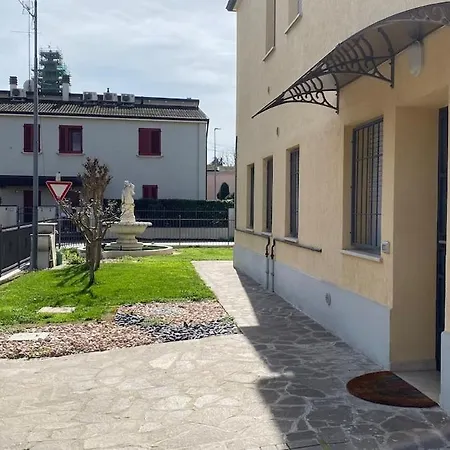 Lejlighed Bologna & Modena 30 Min, Wifi E Parcheggio Gratis Camposanto